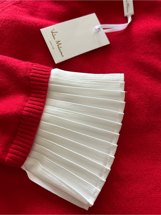 Vila Milano Sweaters - NWT - Vila Milano  Lush Collection Sweater w. Pleated Ruffle Accents
